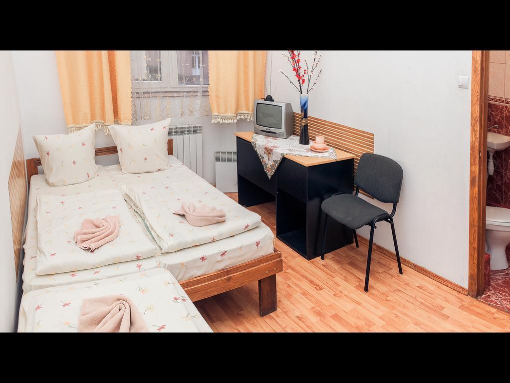 Apple Hostel Lemberg Zimmer foto