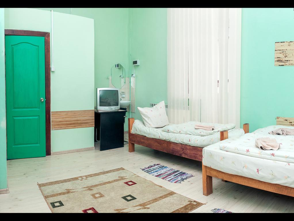 Apple Hostel Lemberg Zimmer foto