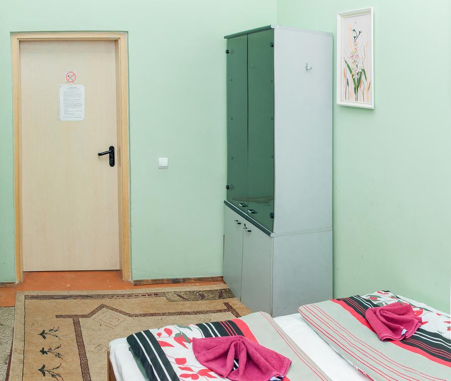 Apple Hostel Lemberg Zimmer foto